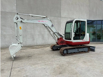 Excavadora de cadenas TAKEUCHI