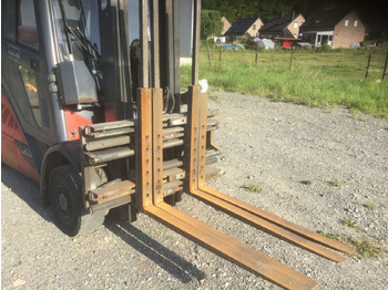 Carretilla elevadora de gas Linde H20T: foto 4