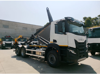 Camión multibasculante IVECO X-WAY