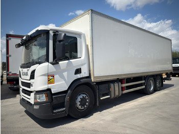 Camión caja cerrada SCANIA P 360