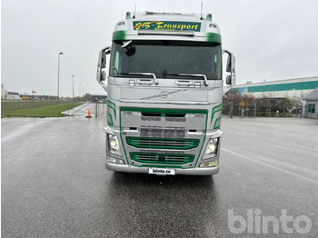 Camión VOLVO: foto 2 Camión VOLVO: foto 2