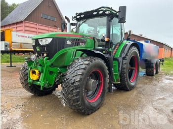 Tractor JOHN DEERE