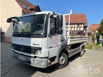 Camión volquete MERCEDES-BENZ Atego