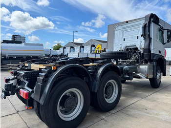 Leasing de Mercedes-Benz Arocs 4058 AS 6x6 Tractor Head 180T Push Pull EURO-3 Mercedes-Benz Arocs 4058 AS 6x6 Tractor Head 180T Push Pull EURO-3: foto 4