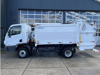 Leasing de Mercedes-Benz Accelo 815 4x2 Garbage Compactor (2 units) Accelo 815 4x2 Garbage Compactor (2 units) Mercedes-Benz Accelo 815 4x2 Garbage Compactor (2 units) Accelo 815 4x2 Garbage Compactor (2 units): foto 2