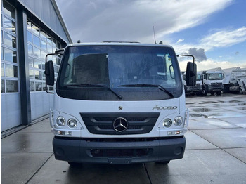 Leasing de Mercedes-Benz Accelo 815 4x2 Garbage Compactor (2 units) Accelo 815 4x2 Garbage Compactor (2 units) Mercedes-Benz Accelo 815 4x2 Garbage Compactor (2 units) Accelo 815 4x2 Garbage Compactor (2 units): foto 4