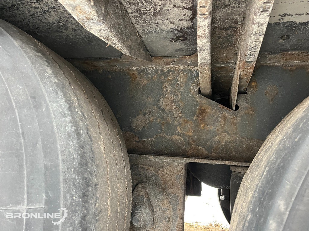 Semirremolque lona 2006 KRONE SDP 27ELB2-CS curtain side semi-trailer: foto 18 Semirremolque lona 2006 KRONE SDP 27ELB2-CS curtain side semi-trailer: foto 18