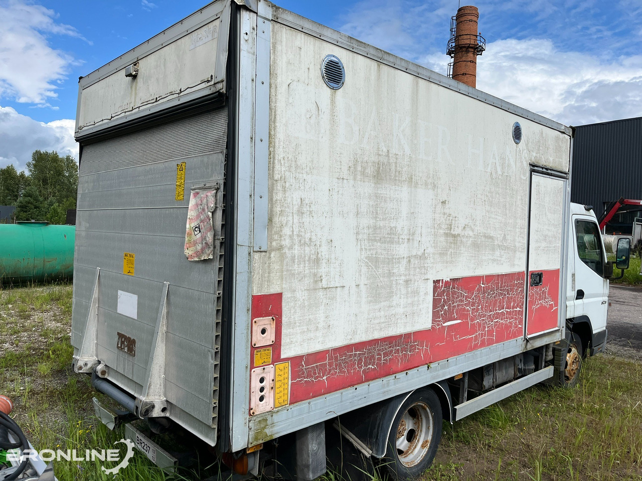 2007 Mitsubishi Fuso Canter 3c13 BOX - Camión frigorífico: foto 5 2007 Mitsubishi Fuso Canter 3c13 BOX - Camión frigorífico: foto 5