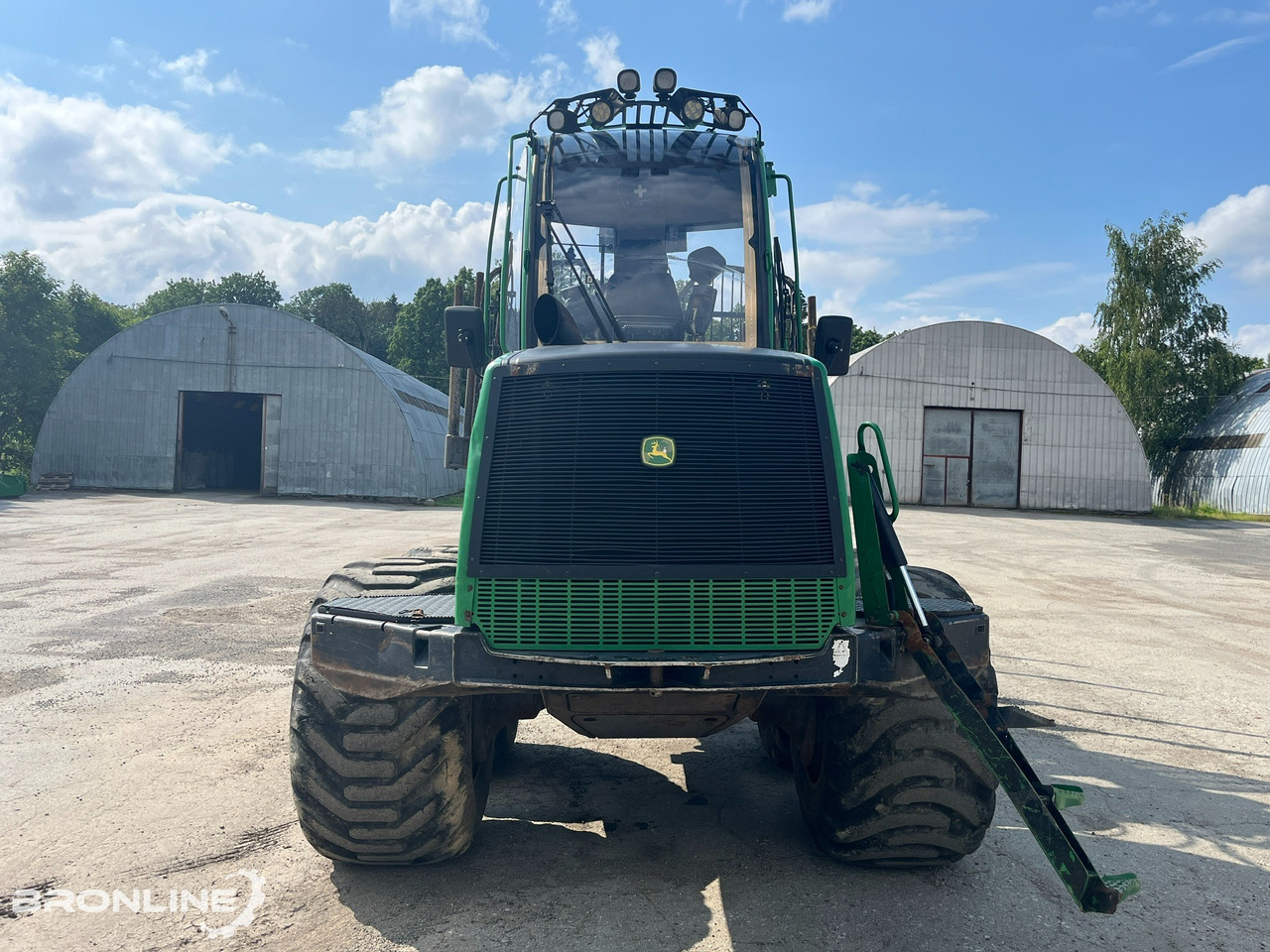 2010 John Deere 1110E Forwarder 8x8 - Autocargador: foto 3 2010 John Deere 1110E Forwarder 8x8 - Autocargador: foto 3