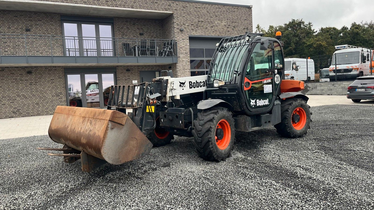 Bobcat T35.105LB Teleskoplader 7600 Kg Gabel Schaufel - Cargadora de ruedas: foto 2 Bobcat T35.105LB Teleskoplader 7600 Kg Gabel Schaufel - Cargadora de ruedas: foto 2