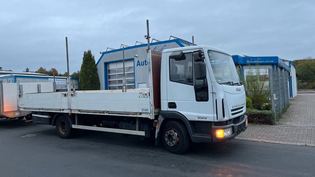 Iveco Eurocargo ML 80E18 Pritsche - Furgoneta caja abierta: foto 1 Iveco Eurocargo ML 80E18 Pritsche - Furgoneta caja abierta: foto 1