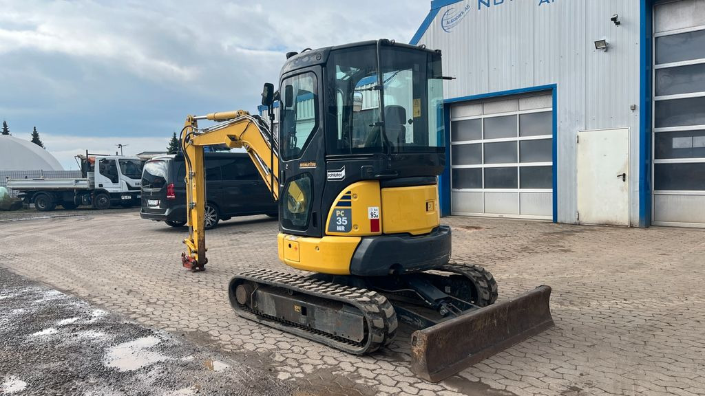 Komatsu PC35MR-3 PC35MR Minibagger 3740 Kg ab 469€ mtl. - Miniexcavadora: foto 5 Komatsu PC35MR-3 PC35MR Minibagger 3740 Kg ab 469€ mtl. - Miniexcavadora: foto 5