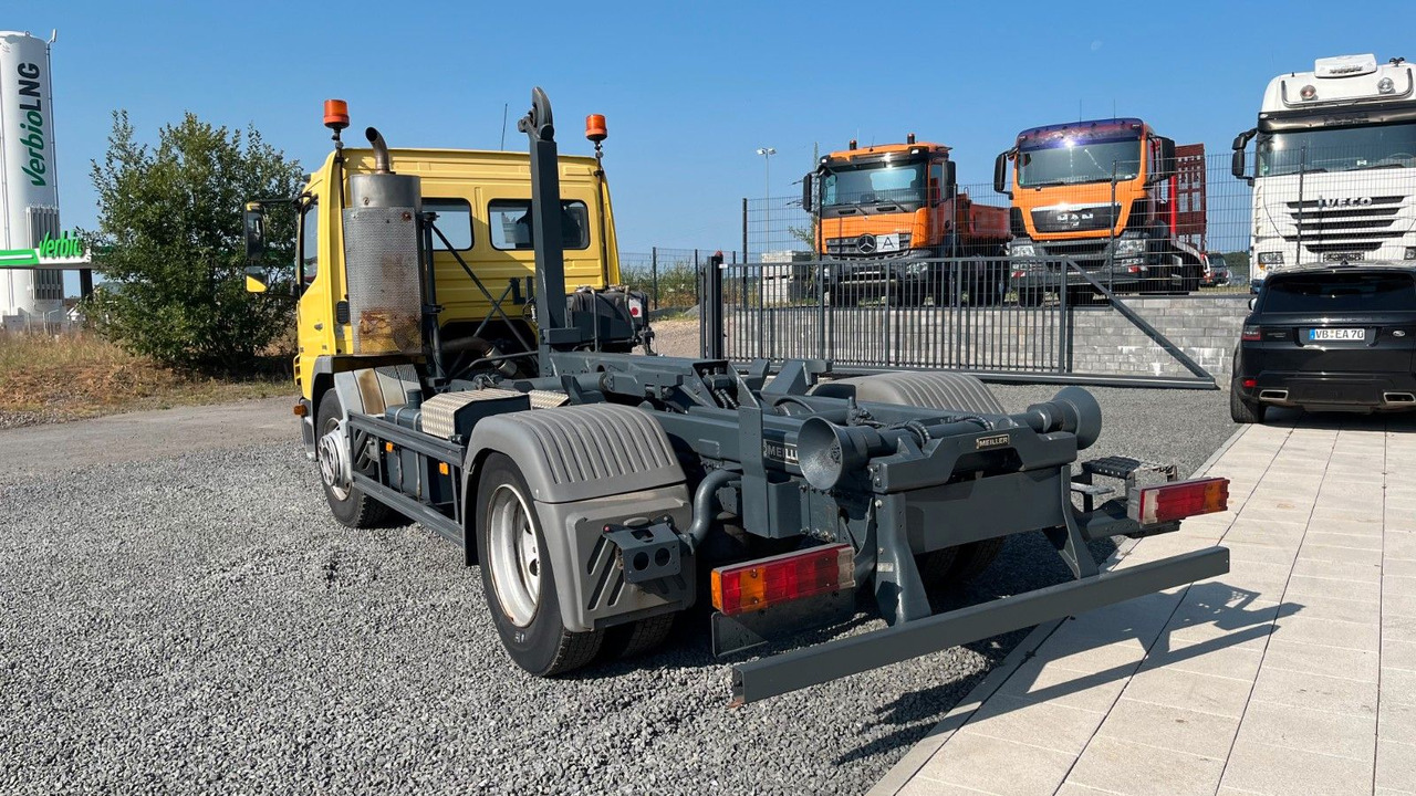 Mercedes-Benz 1318 1218 Abrollkipper Mercedes-Benz 1318 1218 Abrollkipper - Camión multibasculante: foto 5 Mercedes-Benz 1318 1218 Abrollkipper Mercedes-Benz 1318 1218 Abrollkipper - Camión multibasculante: foto 5