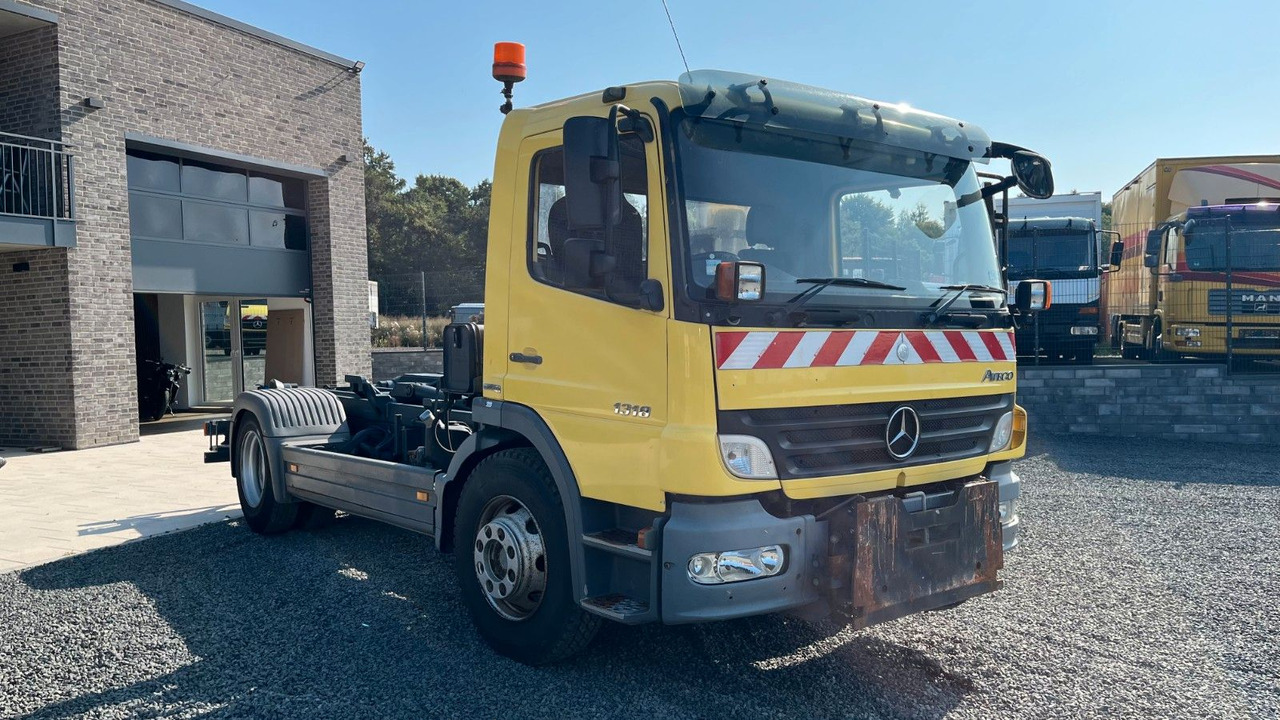 Mercedes-Benz 1318 1218 Abrollkipper Mercedes-Benz 1318 1218 Abrollkipper - Camión multibasculante: foto 3 Mercedes-Benz 1318 1218 Abrollkipper Mercedes-Benz 1318 1218 Abrollkipper - Camión multibasculante: foto 3