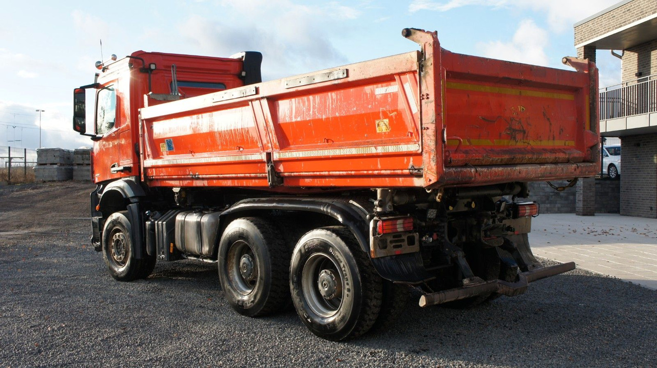 Mercedes-Benz Arocs 2653 Dreiseitenkipper Meiller Bordmatik - Camión volquete: foto 5 Mercedes-Benz Arocs 2653 Dreiseitenkipper Meiller Bordmatik - Camión volquete: foto 5