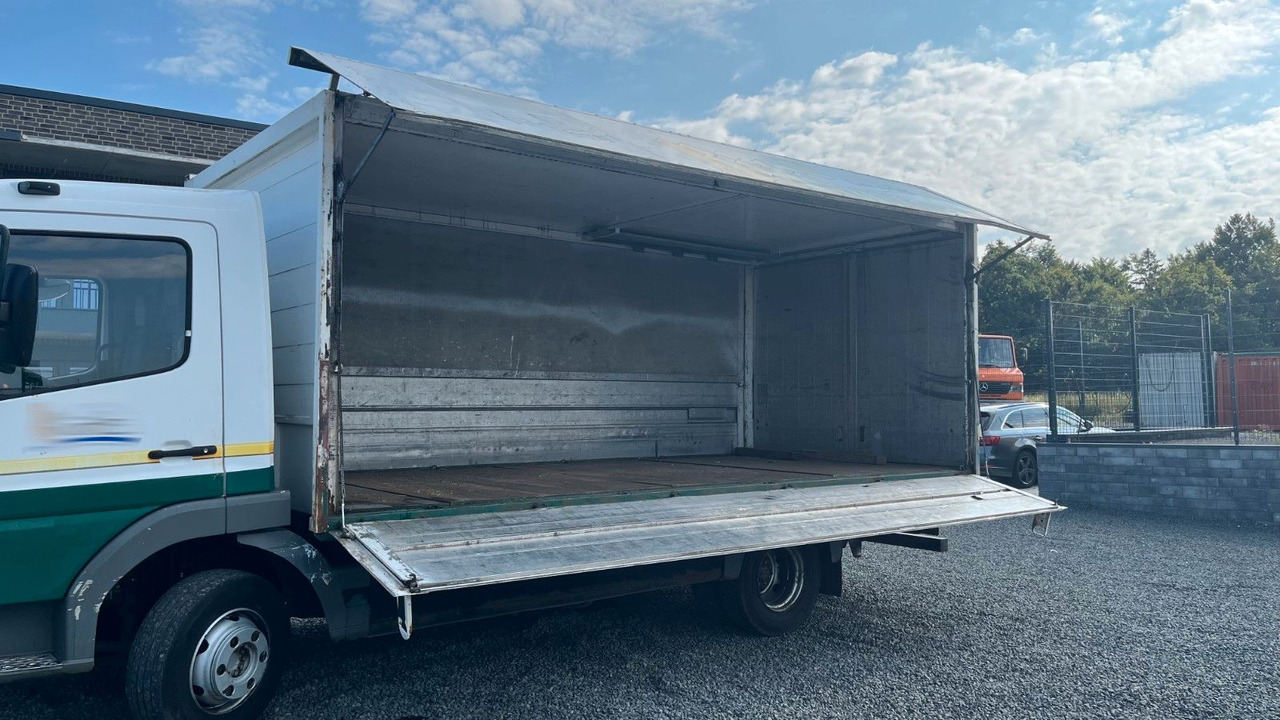 Mercedes-Benz Atego 818 Getränke Getränkeaufbau - Camión transporte de bebidas: foto 2 Mercedes-Benz Atego 818 Getränke Getränkeaufbau - Camión transporte de bebidas: foto 2