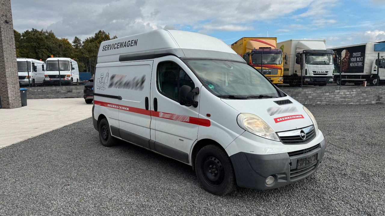 Opel Vivaro Kasten Klima Hoch - Furgoneta pequeña: foto 3 Opel Vivaro Kasten Klima Hoch - Furgoneta pequeña: foto 3