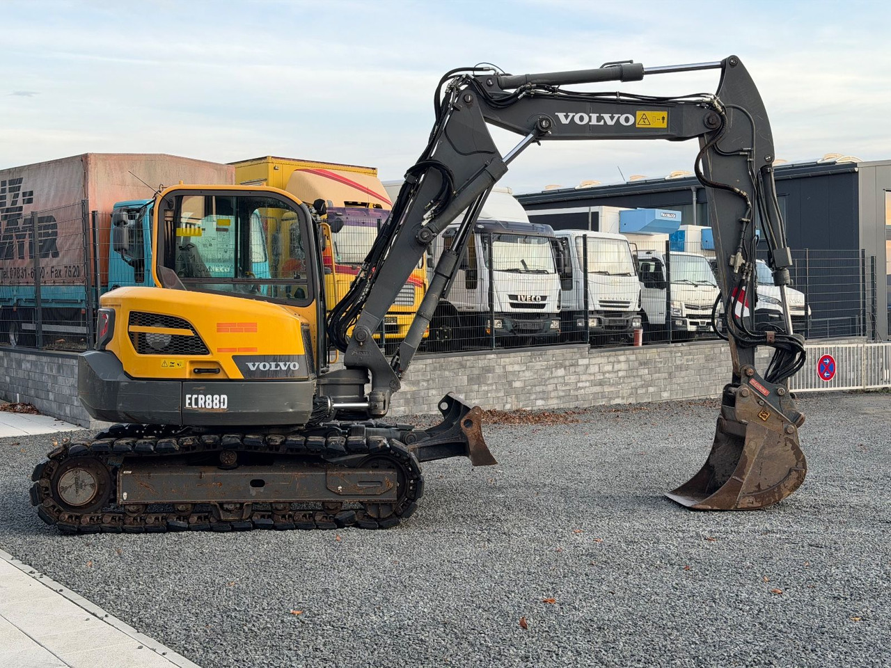Miniexcavadora Volvo ECR 88 D Verstellauslger OQ Oilquick: foto 8