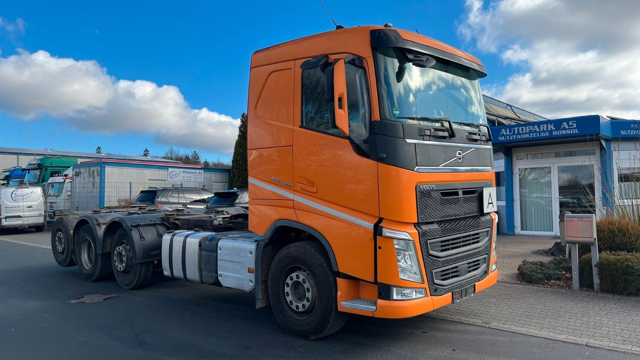 Volvo FH 420 Euro 6 Fahrgestell 8x2 Lift Lenk - Camión chasis: foto 1 Volvo FH 420 Euro 6 Fahrgestell 8x2 Lift Lenk - Camión chasis: foto 1