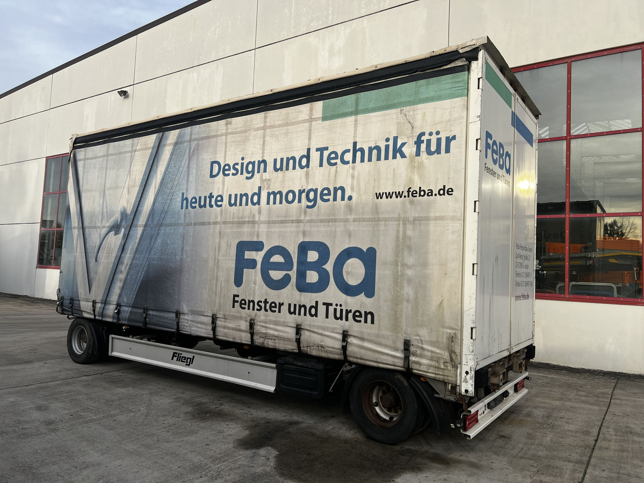 Fliegl ZPS180 2 Achs Jumbo- Planenanhänger - Remolque con toldo: foto 3 Fliegl ZPS180 2 Achs Jumbo- Planenanhänger - Remolque con toldo: foto 3