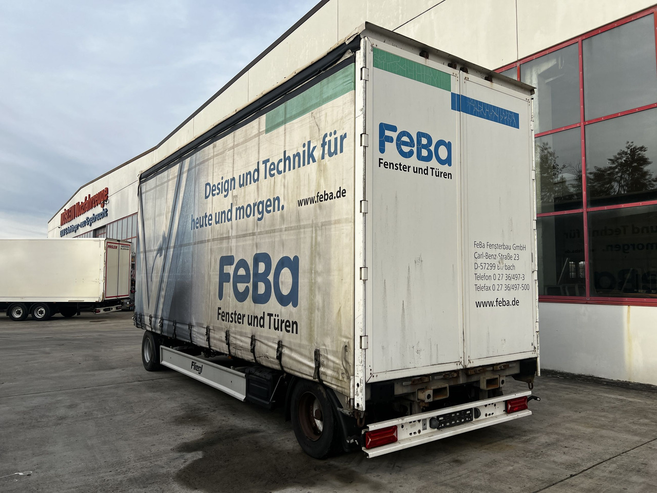 Fliegl ZPS180 2 Achs Jumbo- Planenanhänger - Remolque con toldo: foto 4 Fliegl ZPS180 2 Achs Jumbo- Planenanhänger - Remolque con toldo: foto 4