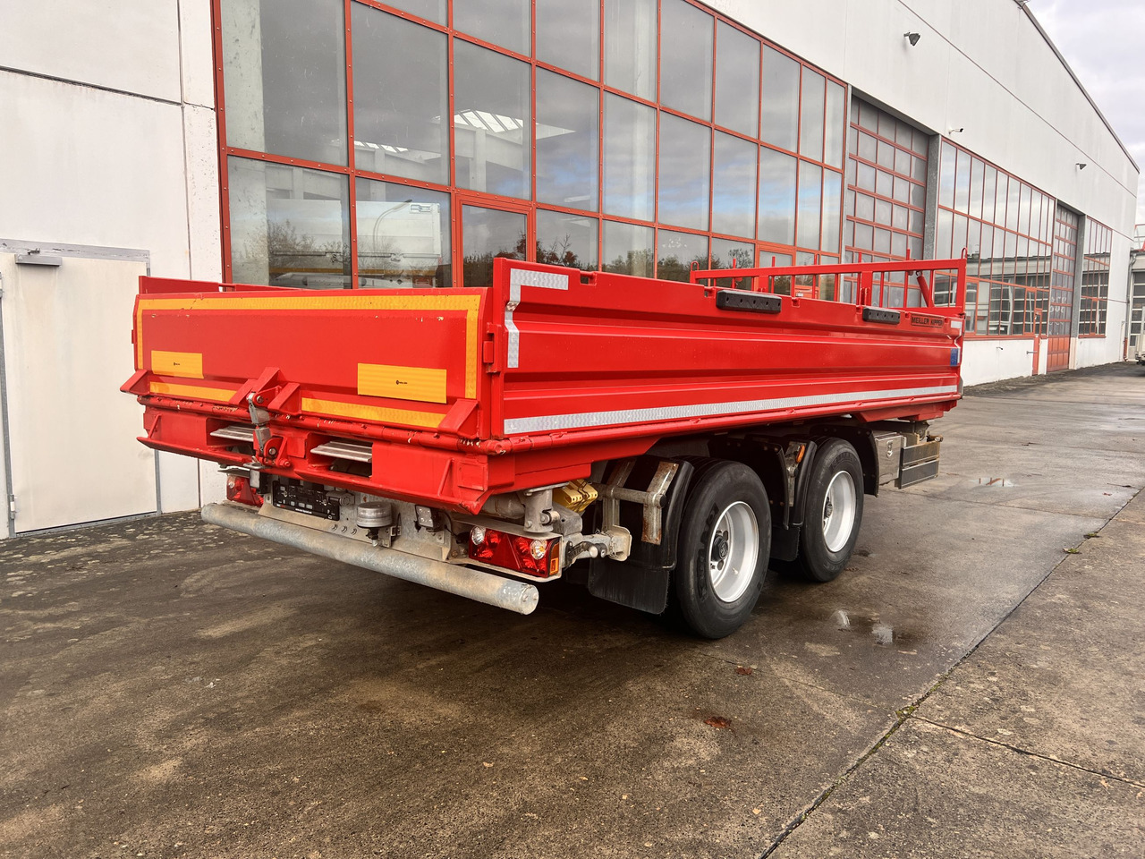 Meiller MZDAL 18 t Tandemkipper Tieflader Schotter- Klappe, neuwertig - Remolque volquete: foto 1 Meiller MZDAL 18 t Tandemkipper Tieflader Schotter- Klappe, neuwertig - Remolque volquete: foto 1