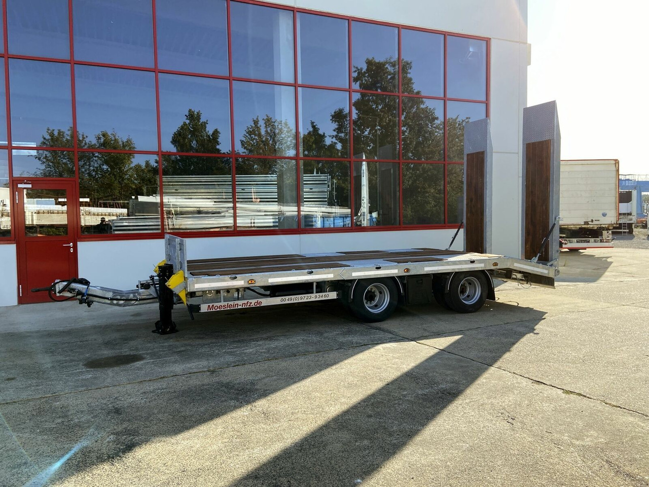 Möslein 21 t Tandemtieflader, Luftgefedert, NEU - Remolque góndola rebajadas: foto 4 Möslein 21 t Tandemtieflader, Luftgefedert, NEU - Remolque góndola rebajadas: foto 4