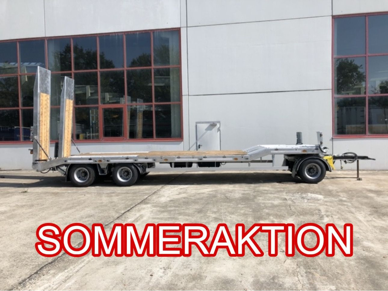 Möslein 3 Achs Tieflader, Luftgefedert - Remolque góndola rebajadas: foto 1 Möslein 3 Achs Tieflader, Luftgefedert - Remolque góndola rebajadas: foto 1