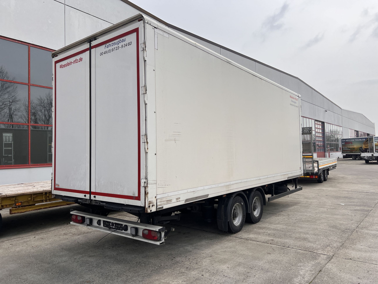 Möslein TKO 105 D Schwebheim  Tandemkoffer Durchladbar - Remolque caja cerrada: foto 4 Möslein TKO 105 D Schwebheim  Tandemkoffer Durchladbar - Remolque caja cerrada: foto 4