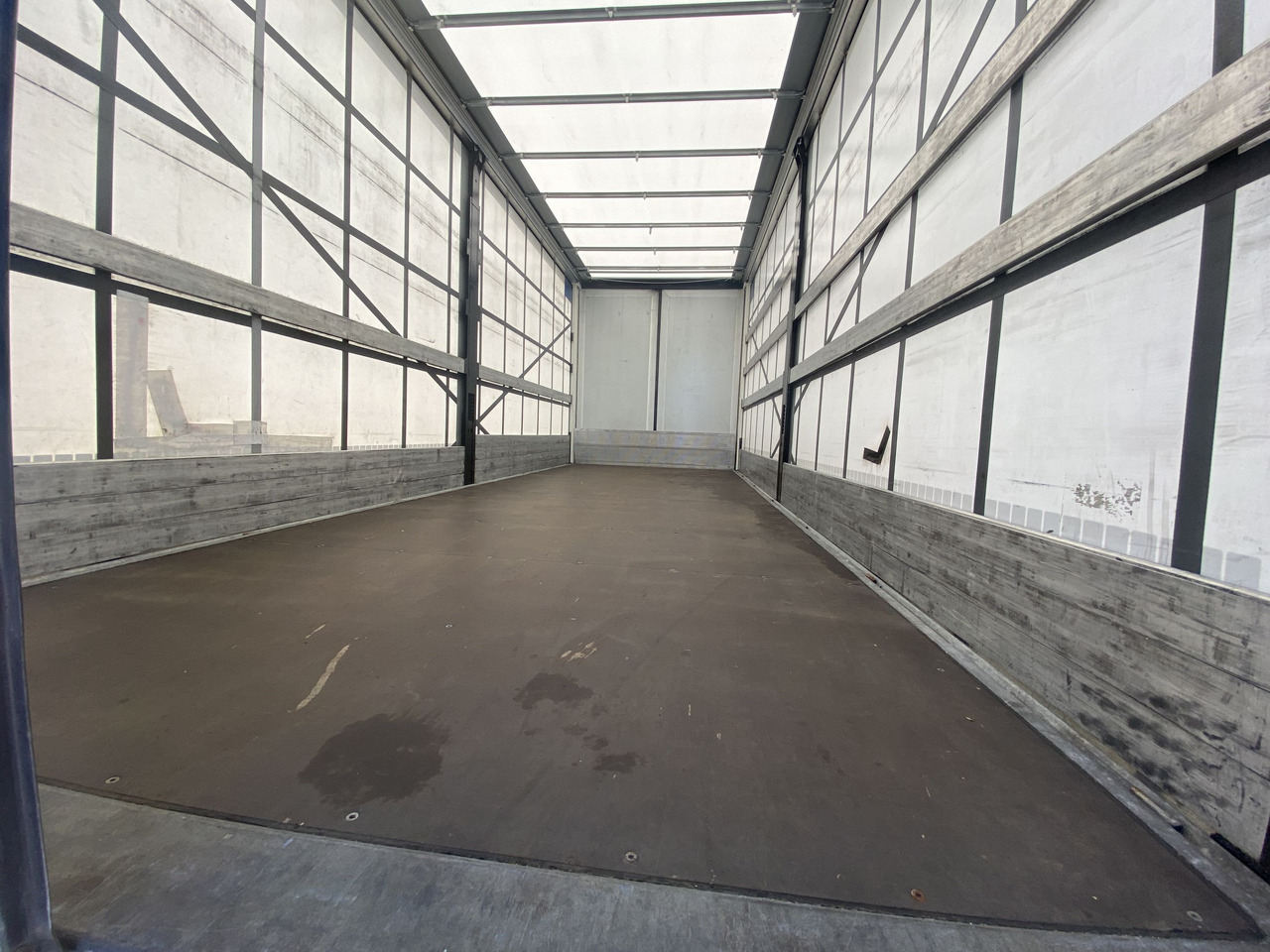 Remolque con toldo Möslein TPW 105 D Schwebheim Tandem- Planenanhänger Durchladbar: foto 9 Remolque con toldo Möslein TPW 105 D Schwebheim Tandem- Planenanhänger Durchladbar: foto 9