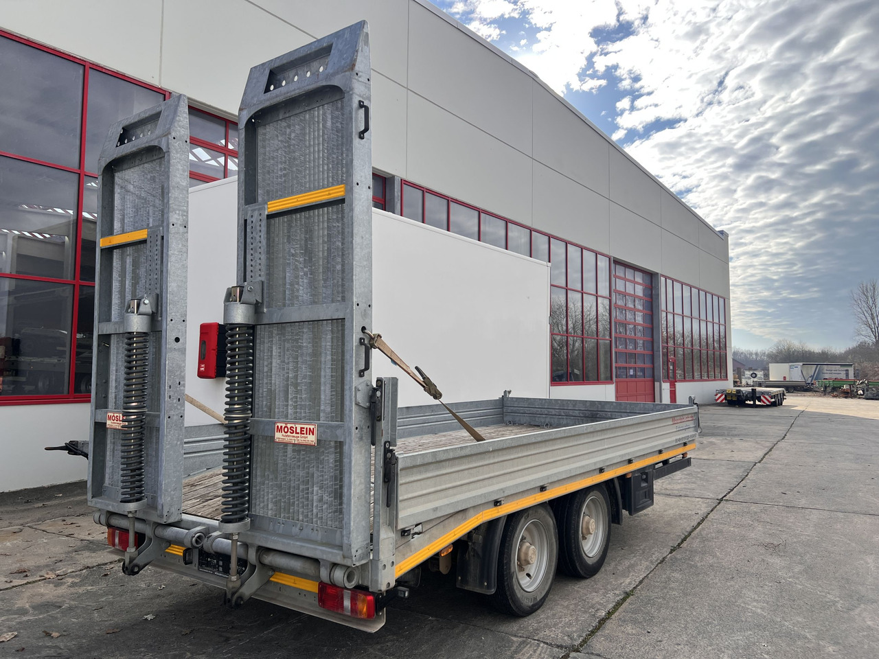 Möslein TTS 11 Schwebheim Tandemtieflader, Breite Rampen, Wenig Benutzt - Remolque góndola rebajadas: foto 4 Möslein TTS 11 Schwebheim Tandemtieflader, Breite Rampen, Wenig Benutzt - Remolque góndola rebajadas: foto 4