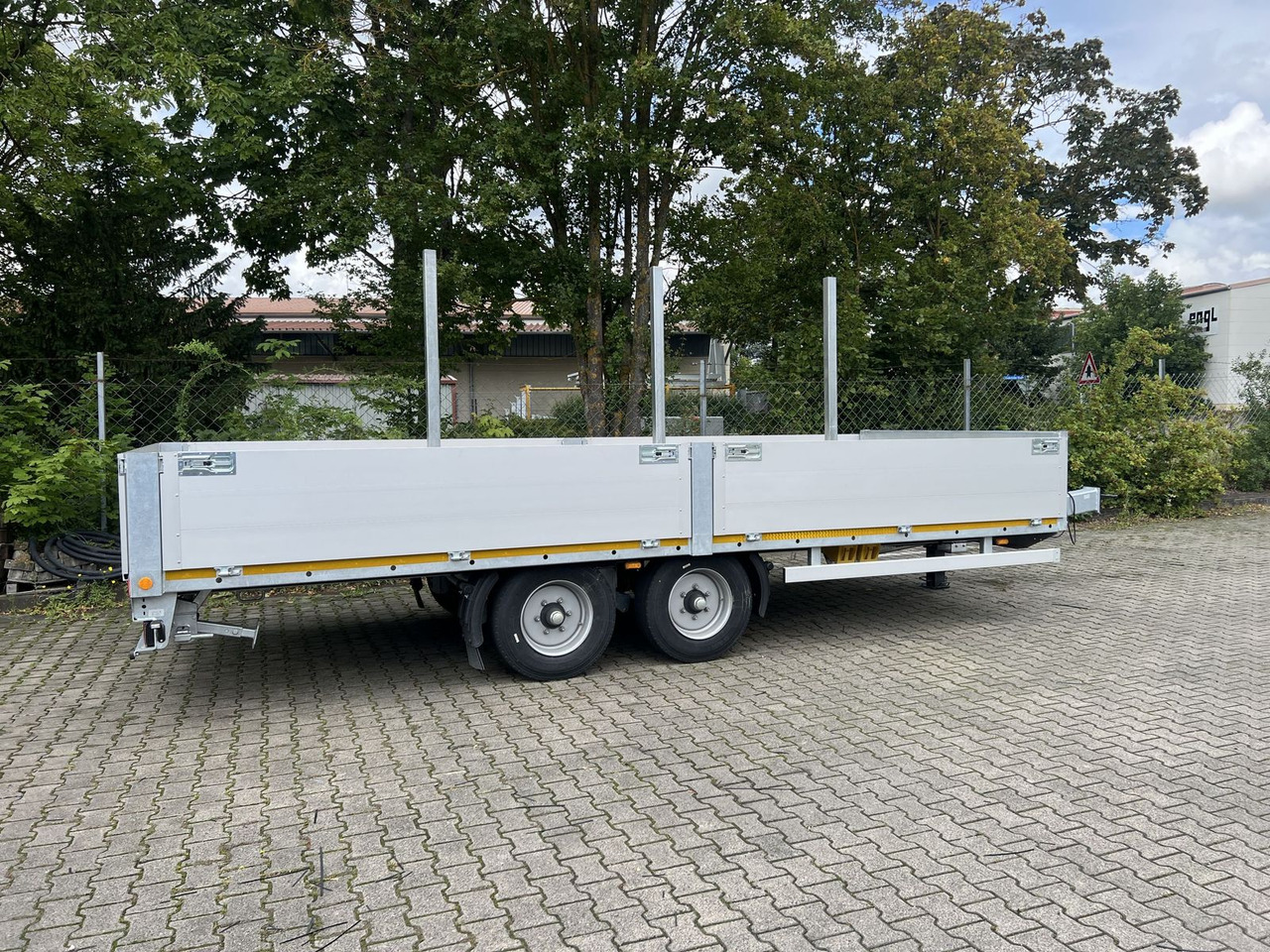 Möslein Tandem- Pritschenanhänger- Tieflader - Remolque góndola rebajadas: foto 1 Möslein Tandem- Pritschenanhänger- Tieflader - Remolque góndola rebajadas: foto 1