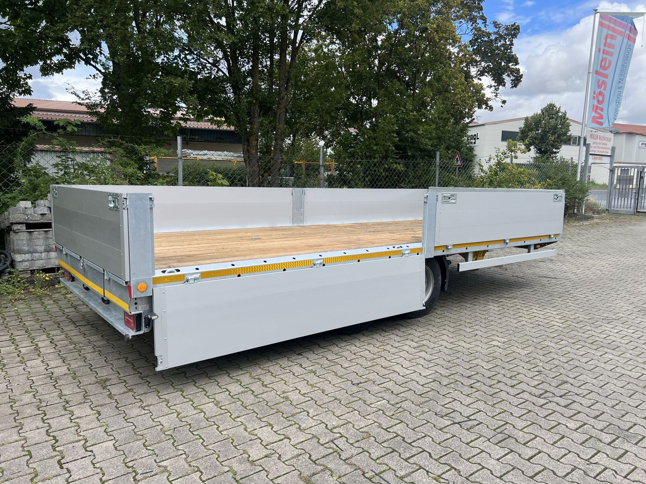Möslein Tandem- Pritschenanhänger- Tieflader - Remolque góndola rebajadas: foto 4 Möslein Tandem- Pritschenanhänger- Tieflader - Remolque góndola rebajadas: foto 4