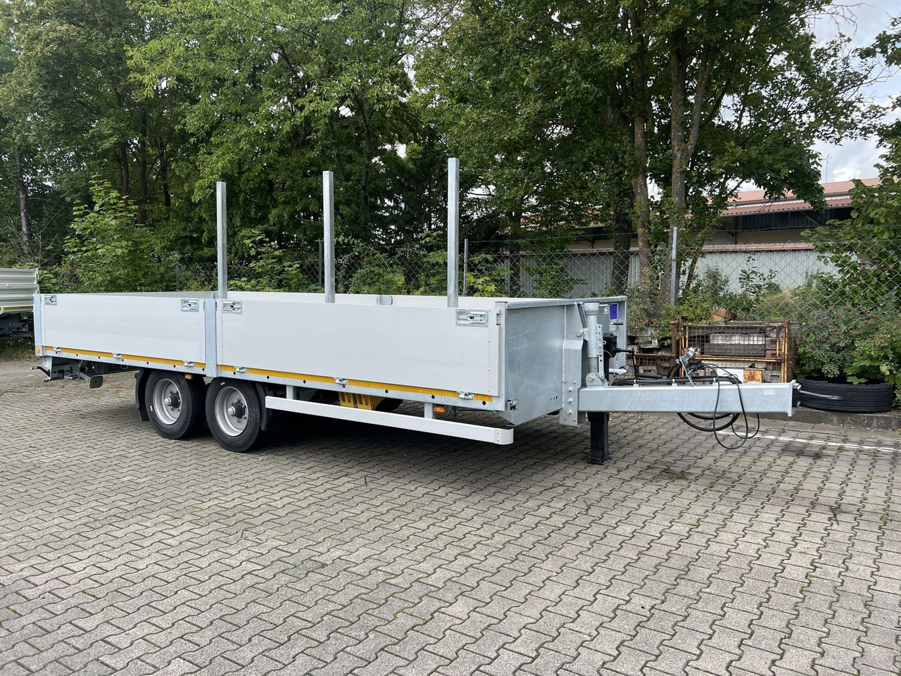 Möslein Tandem- Pritschenanhänger- Tieflader - Remolque plataforma/ Caja abierta: foto 1 Möslein Tandem- Pritschenanhänger- Tieflader - Remolque plataforma/ Caja abierta: foto 1