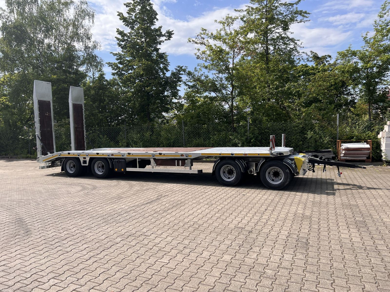 Möslein neuer 4 Achs Tieflader gerade hydraulischen Ram - Remolque góndola rebajadas: foto 5 Möslein neuer 4 Achs Tieflader gerade hydraulischen Ram - Remolque góndola rebajadas: foto 5
