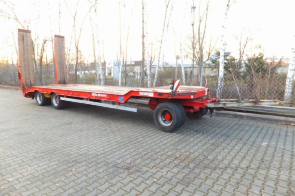 Müller Mitteltal T 3 3 Achs Tieflader- Anhänger - Remolque góndola rebajadas: foto 2 Müller Mitteltal T 3 3 Achs Tieflader- Anhänger - Remolque góndola rebajadas: foto 2