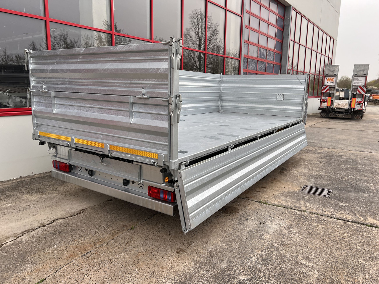 Möslein TTD 19 AB  19 t Tandem 3 Seiten Kipper TiefladerAufsatzbordwänden-- Neufahrzeug -- - Otra maquinaria: foto 5 Möslein TTD 19 AB  19 t Tandem 3 Seiten Kipper TiefladerAufsatzbordwänden-- Neufahrzeug -- - Otra maquinaria: foto 5