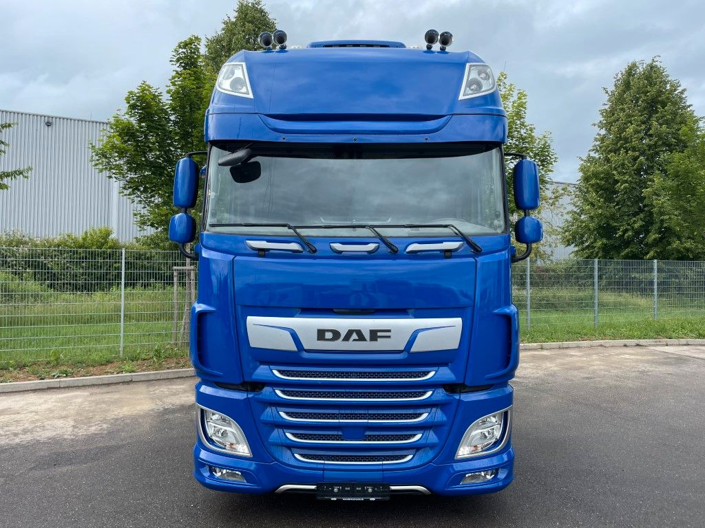 DAF FT XF 530 SSC LD - Cabeza tractora: foto 2 DAF FT XF 530 SSC LD - Cabeza tractora: foto 2