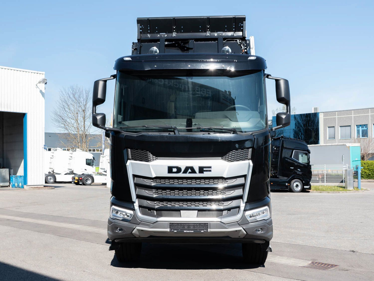 DAF FAT XFC 530 Meiller Trigenius D316 - Camión volquete: foto 2 DAF FAT XFC 530 Meiller Trigenius D316 - Camión volquete: foto 2