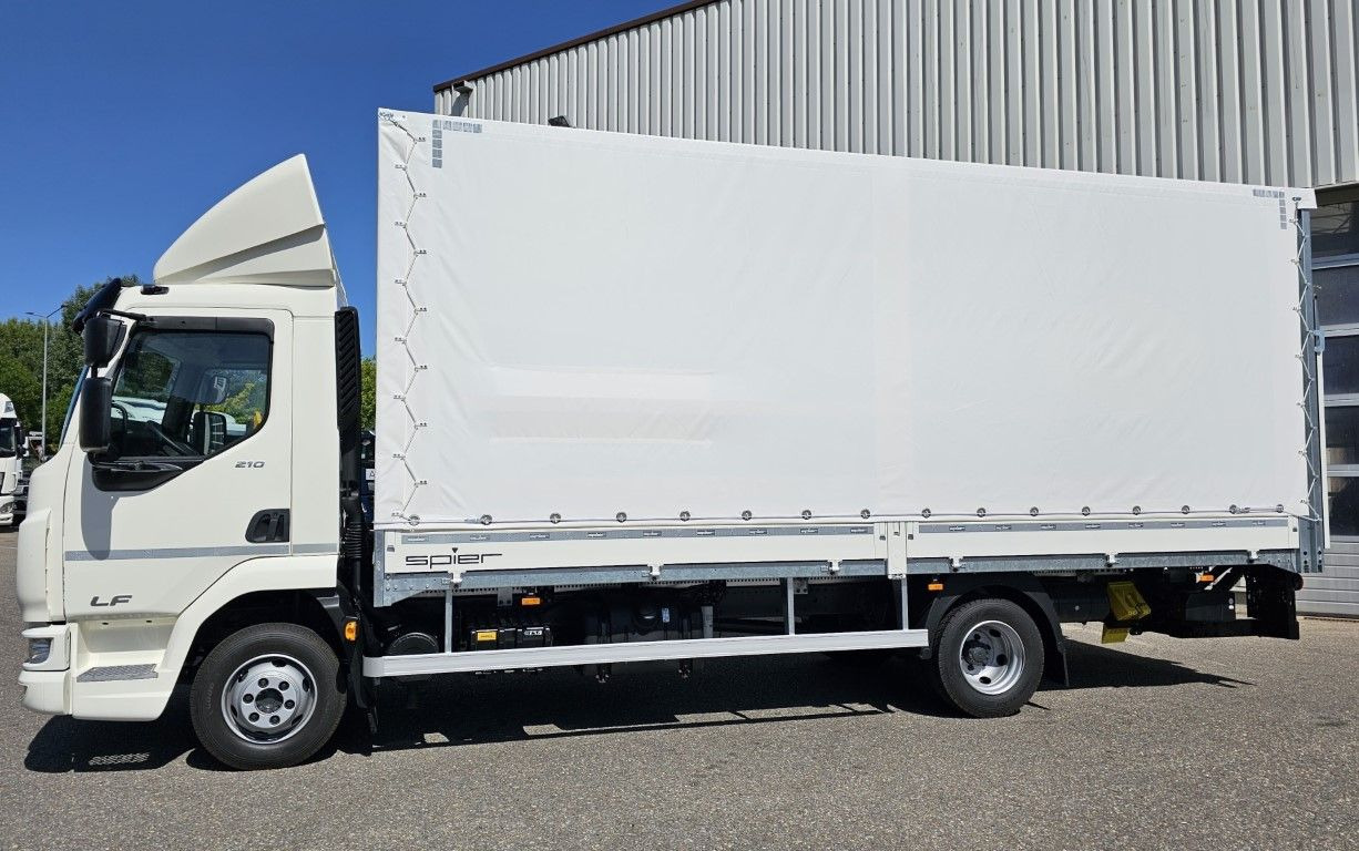 DAF LF 210 7,49t Spier Pritsche-Plane LBW Tageszulas DAF FA LF 210 08t Spier Pritsche mit LBW - Camión lona: foto 5 DAF LF 210 7,49t Spier Pritsche-Plane LBW Tageszulas DAF FA LF 210 08t Spier Pritsche mit LBW - Camión lona: foto 5