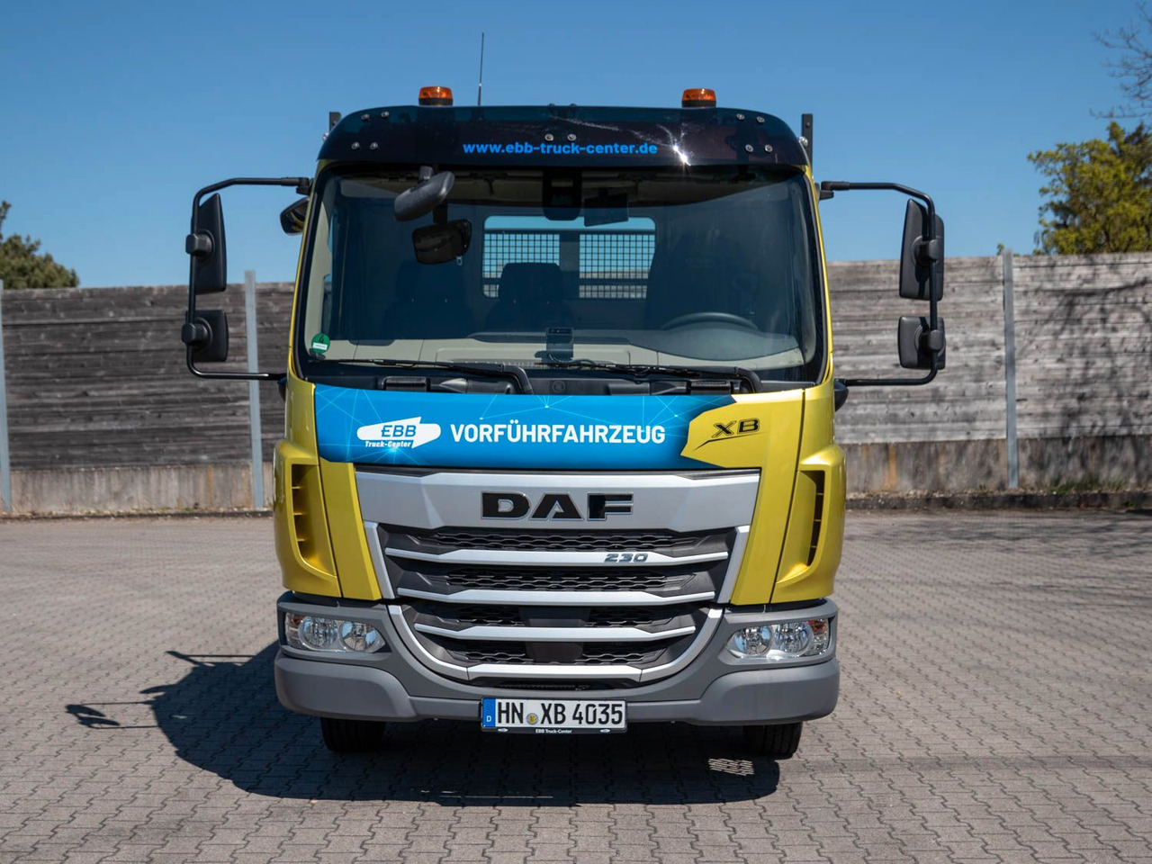 DAF XB 230 7,5t Meiller Kipper DAF XB 230 7,5t Meiller Kipper - Camión volquete: foto 2 DAF XB 230 7,5t Meiller Kipper DAF XB 230 7,5t Meiller Kipper - Camión volquete: foto 2