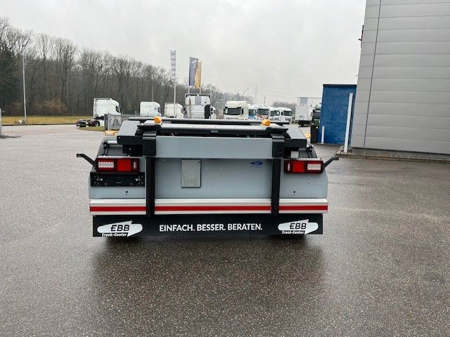 Schlittenanhänger 18 S Schlittenanhänger 18 S - Remolque multilift/ Portacontenedores de cadenas: foto 4 Schlittenanhänger 18 S Schlittenanhänger 18 S - Remolque multilift/ Portacontenedores de cadenas: foto 4