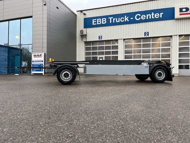 Schlittenanhänger 18 S Schlittenanhänger 18 S - Remolque multilift/ Portacontenedores de cadenas: foto 2 Schlittenanhänger 18 S Schlittenanhänger 18 S - Remolque multilift/ Portacontenedores de cadenas: foto 2