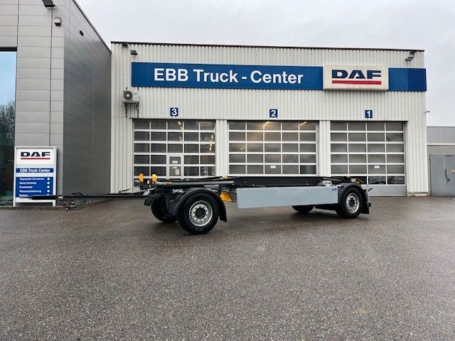 Schlittenanhänger 18 S Schlittenanhänger 18 S - Remolque multilift/ Portacontenedores de cadenas: foto 1 Schlittenanhänger 18 S Schlittenanhänger 18 S - Remolque multilift/ Portacontenedores de cadenas: foto 1