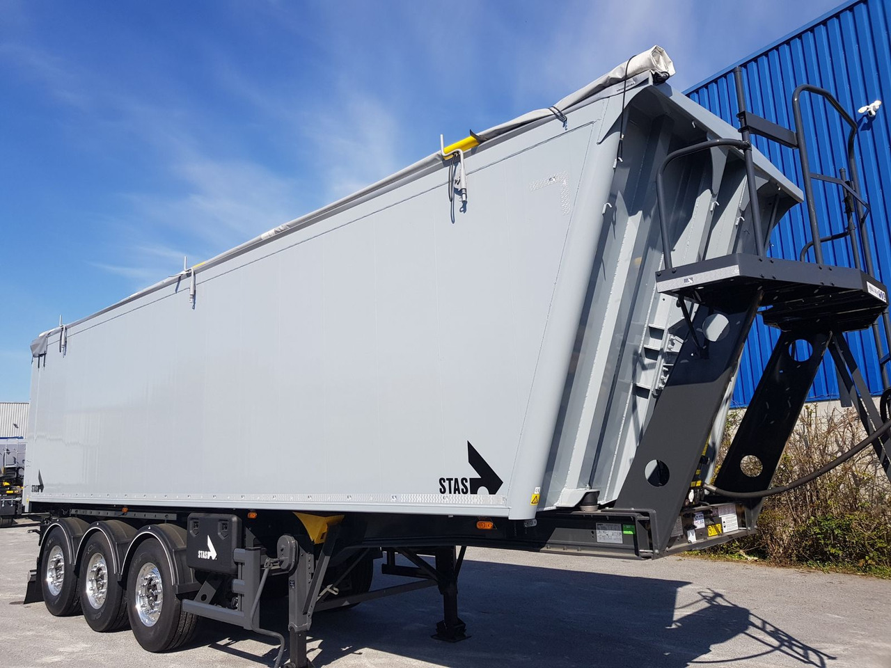Stas agroSTAR 47,6 cbm Kippsattelauflieger Stas agroSTAR 47,6 cbm Kippsattelauflieger - Semirremolque volquete: foto 2 Stas agroSTAR 47,6 cbm Kippsattelauflieger Stas agroSTAR 47,6 cbm Kippsattelauflieger - Semirremolque volquete: foto 2