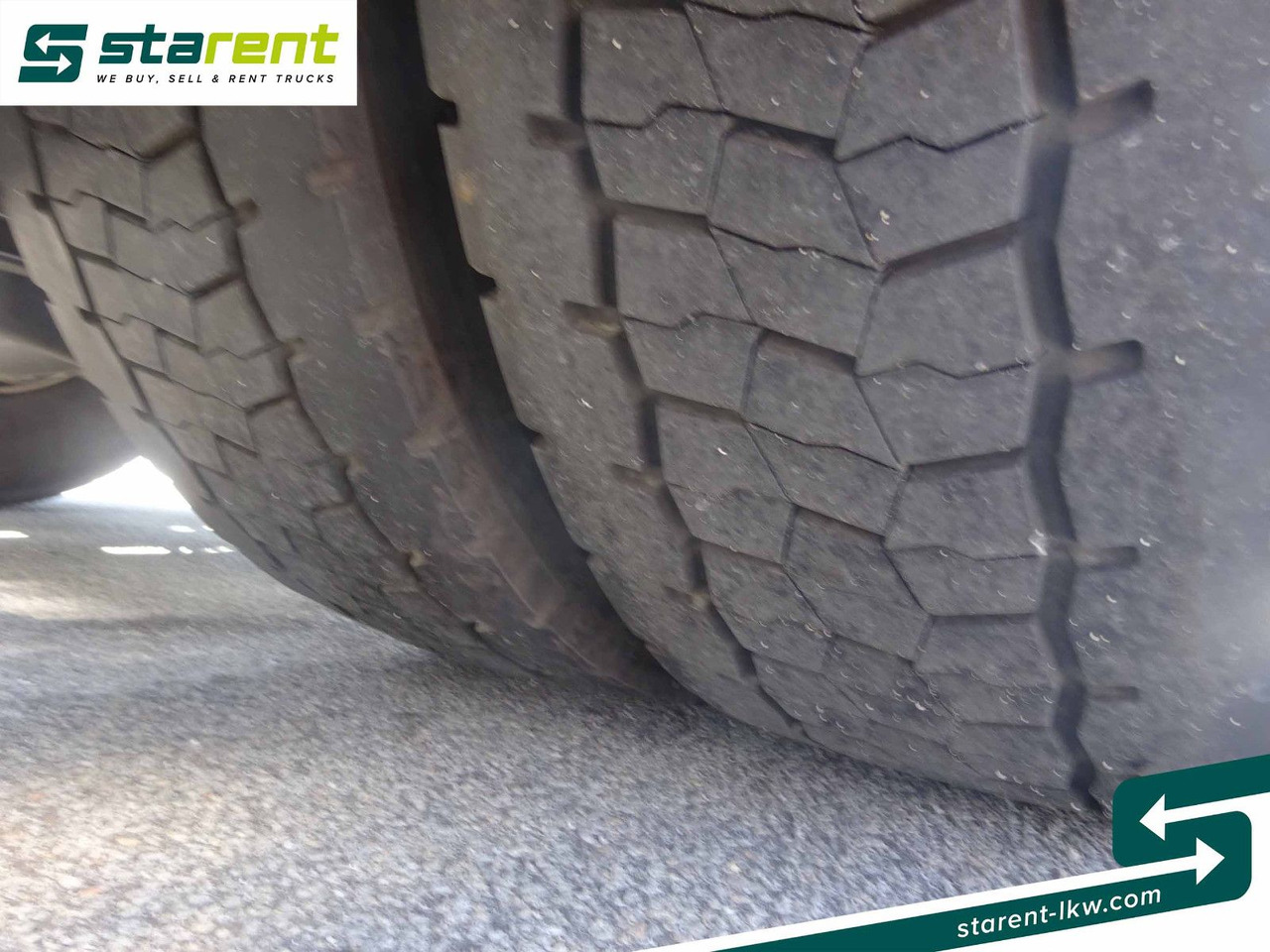 Cabeza tractora Volvo FH 500, Standklima, Leder, Vollspoilerpaket, LED: foto 29