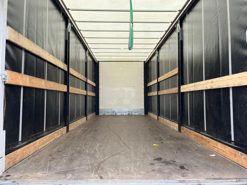 Camión lona Renault D 12 LOW P4X2 240 E 6: foto 17