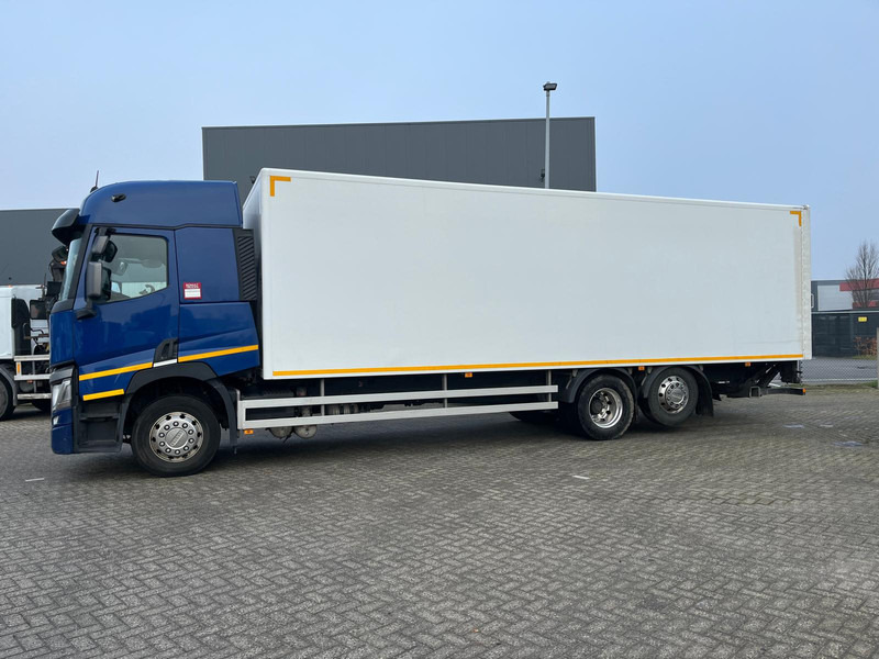 Renault T-11 SLEEPERCAB 380 P6X2 COMFORT - Camión caja cerrada: foto 3 Renault T-11 SLEEPERCAB 380 P6X2 COMFORT - Camión caja cerrada: foto 3