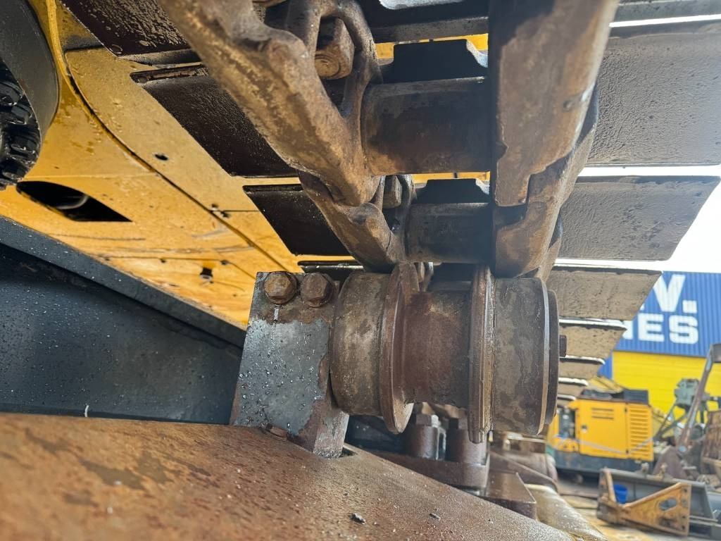 Excavadora de cadenas Komatsu PC 490 LC-10: foto 13