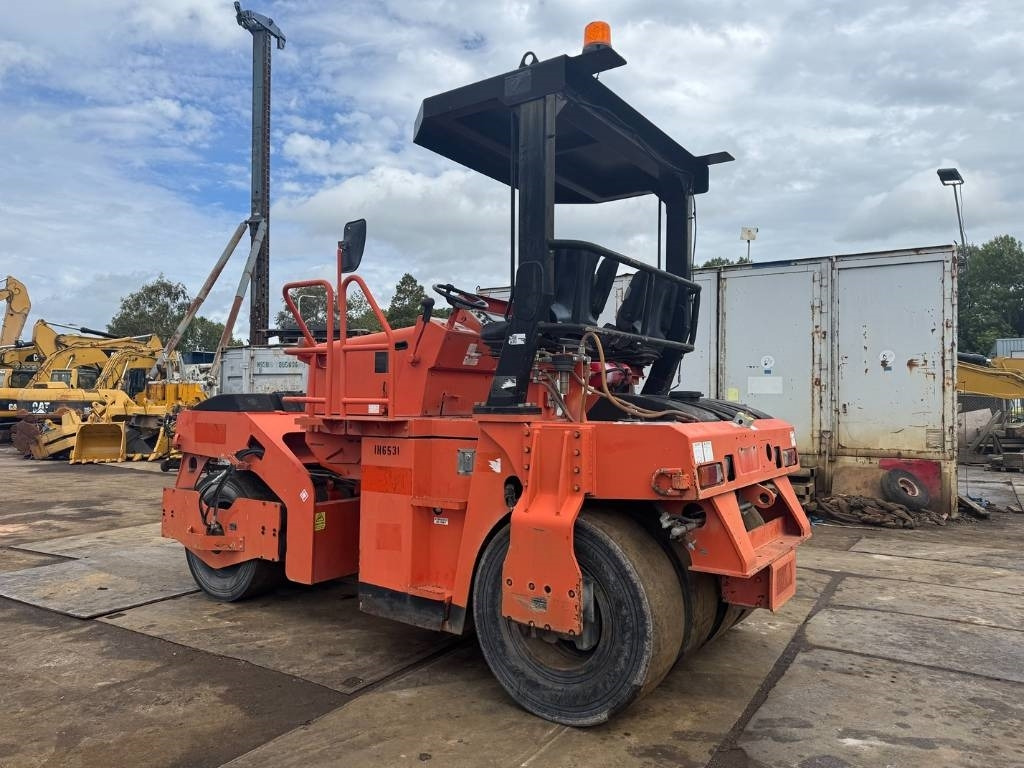 SAKAI GW 750-2 - Rodillo de neumáticos: foto 3 SAKAI GW 750-2 - Rodillo de neumáticos: foto 3